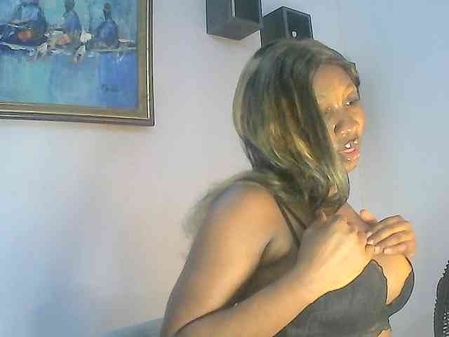 Ebonypetiti