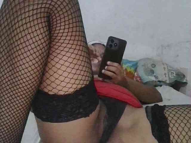 Bheafernandez13 Live Webcam on BongaCams