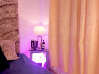 LauraBassi Porn Show