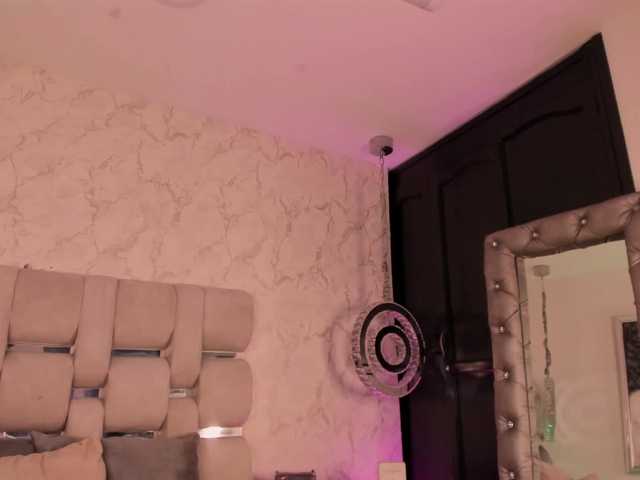 laurabassi's BongaCams show and profile