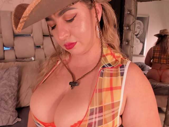 laurabassi's BongaCams show and profile