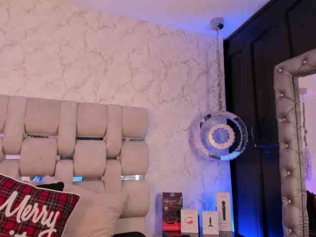 laurabassi laurabassi