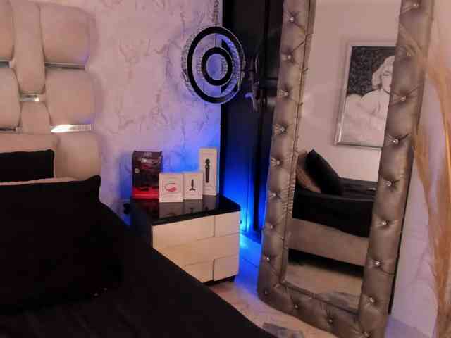 laurabassi laurabassi