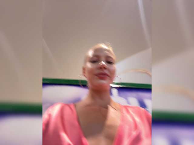 Linnea from BongaCams is Freechat