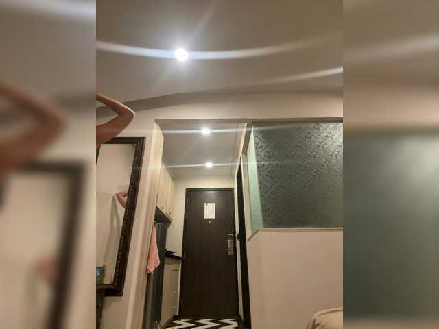 Linnea's BongaCams show and profile