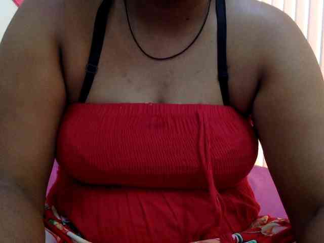FreakySophie webcam
