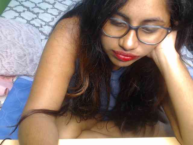 FreakySophie webcam