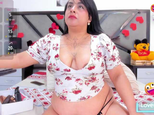 Naia69's BongaCams show and profile