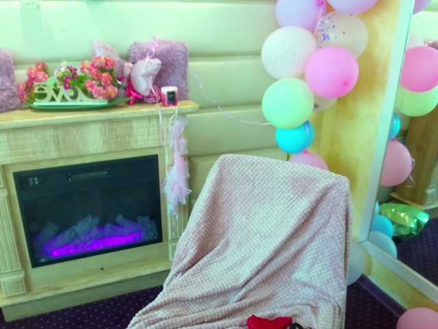 boobzilla's BongaCams show and profile