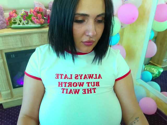 boobzilla's BongaCams show and profile