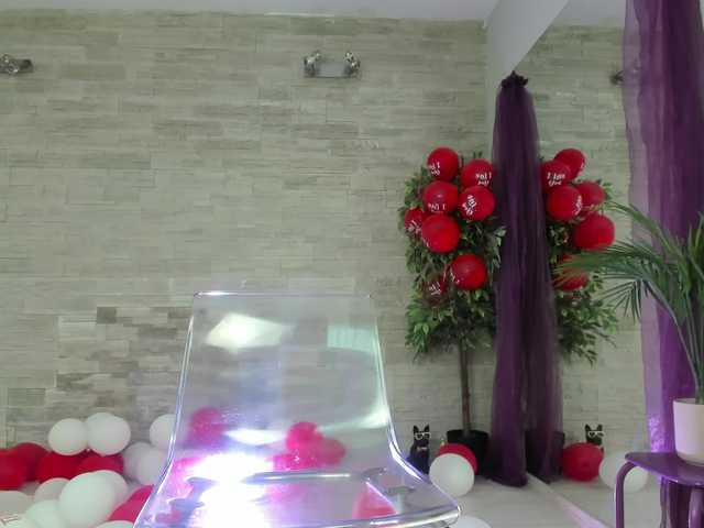 boobzilla's BongaCams show and profile