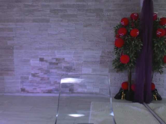 boobzilla's BongaCams show and profile