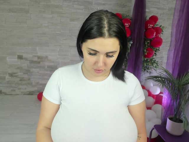 boobzilla's BongaCams show and profile