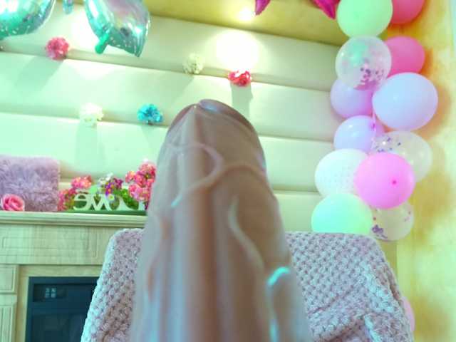 boobzilla's BongaCams show and profile