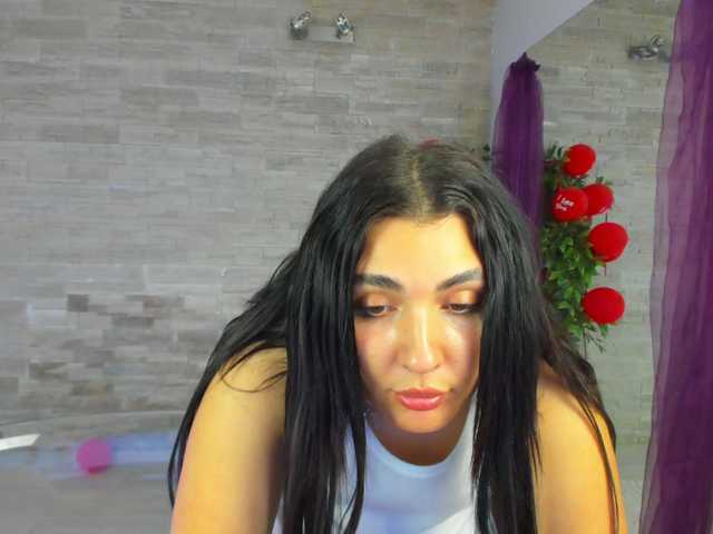 boobzilla's BongaCams show and profile