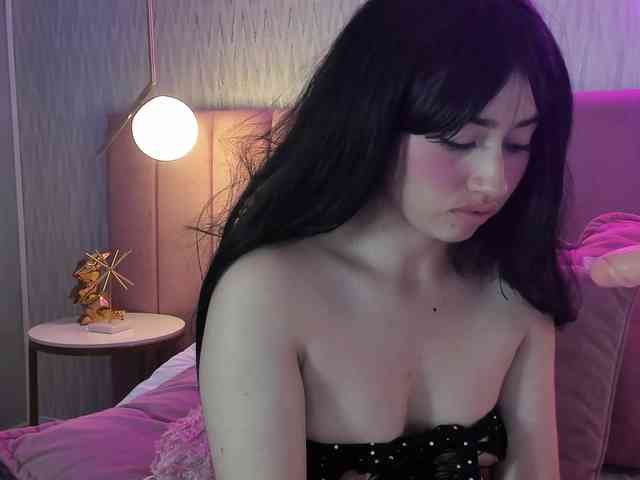 Lilithharper-vc webcam