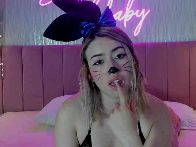Lilithharper-vc webcam
