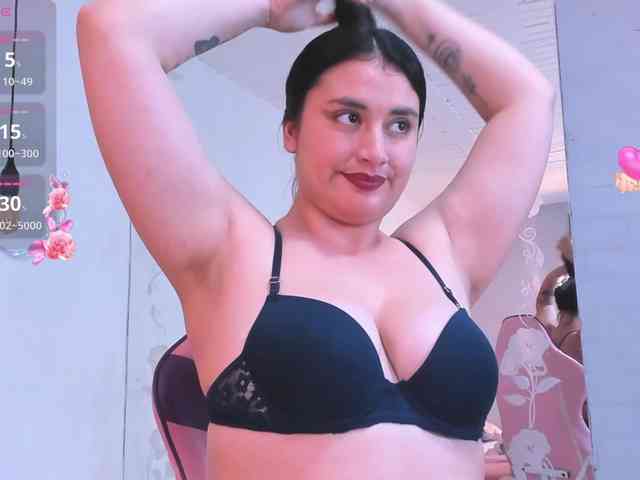 Katiajones-vc webcam