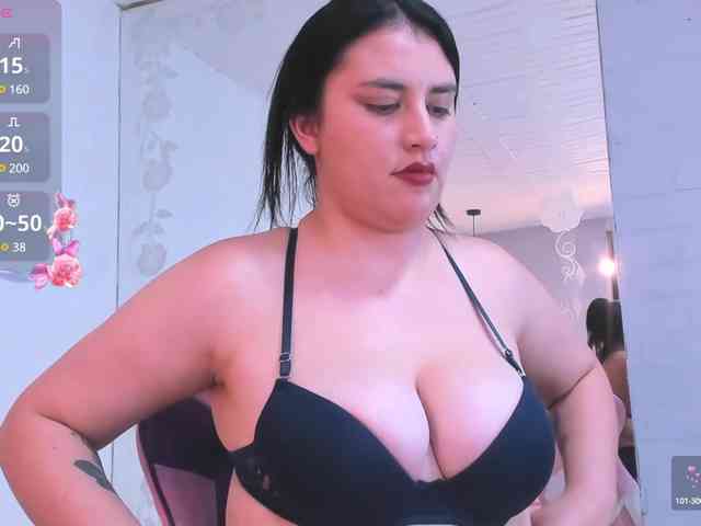 Katiajones-vc webcam