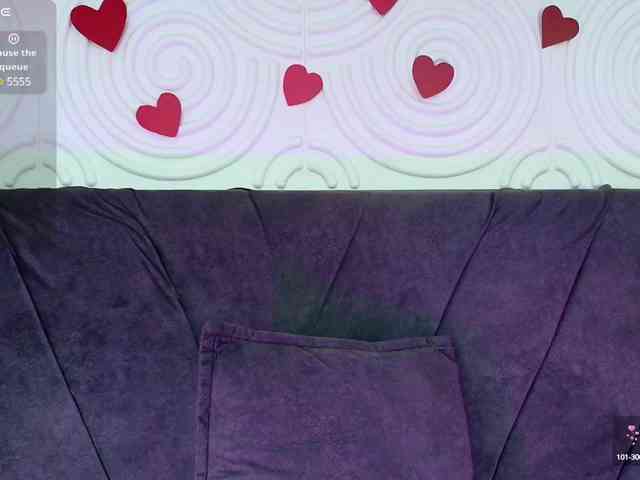 Katiajones-vc webcam