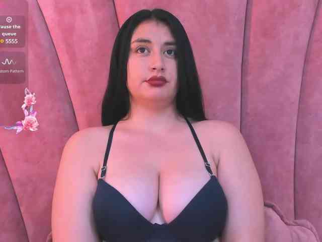 Katiajones-vc webcam