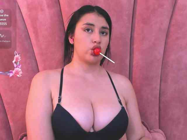 Katiajones-vc webcam