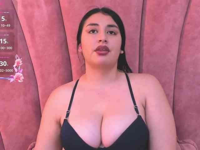 Katiajones-vc webcam