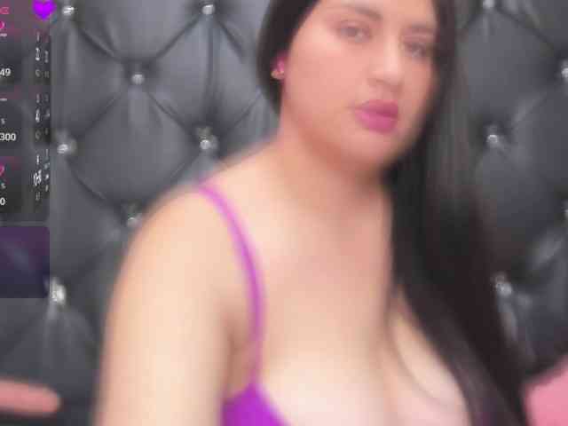 Katiajones-vc webcam