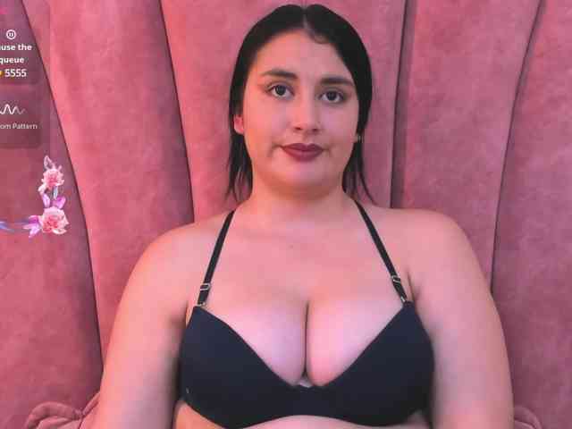 Katiajones-vc webcam