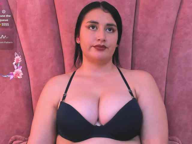 Katiajones-vc webcam