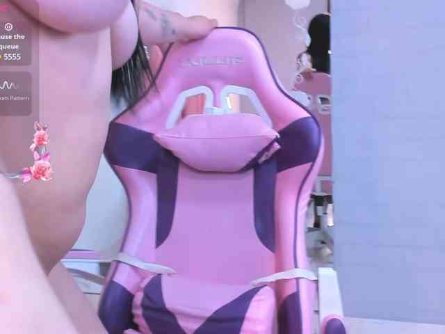 Katiajones-vc webcam