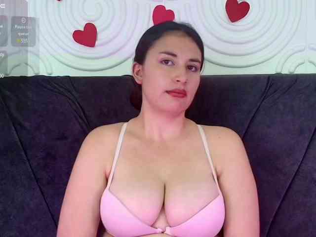 Katiajones-vc webcam