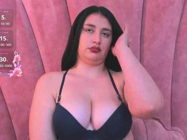 Katiajones-vc webcam