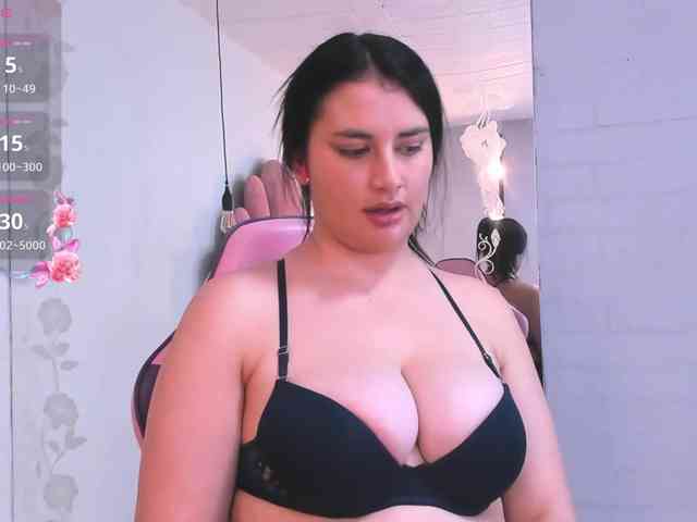 Katiajones-vc webcam