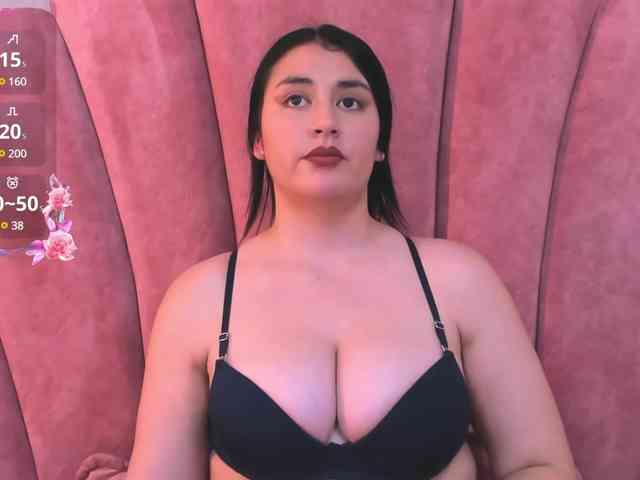 Katiajones-vc webcam