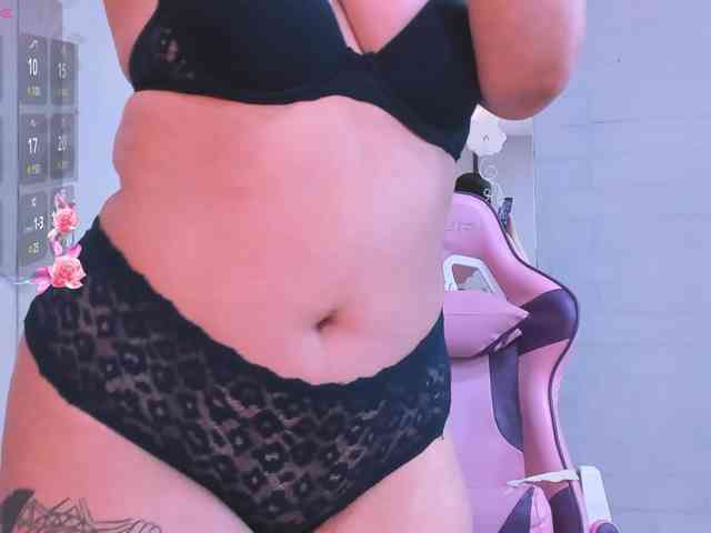 Katiajones-vc webcam