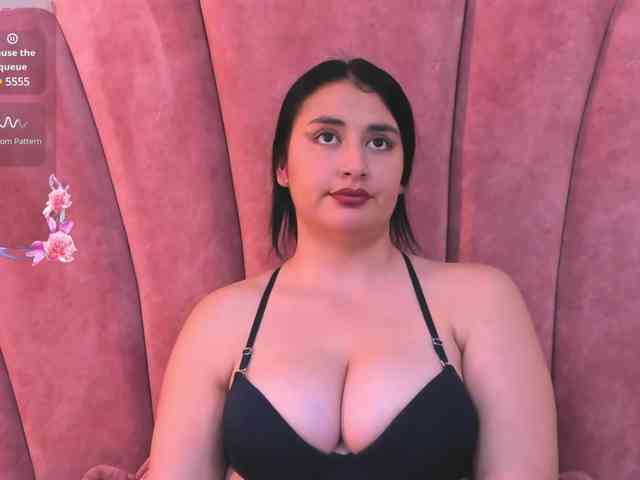 Katiajones-vc webcam