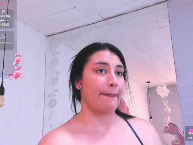 Katiajones-vc webcam