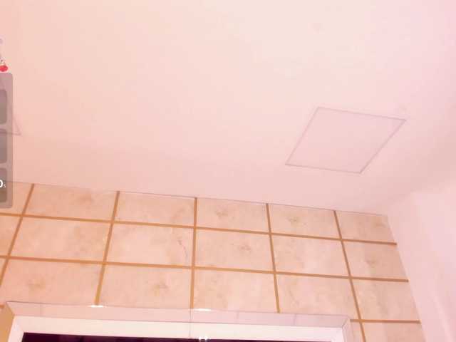 RoxyLior's BongaCams show and profile