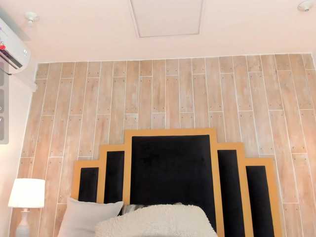 RoxyLior's BongaCams show and profile