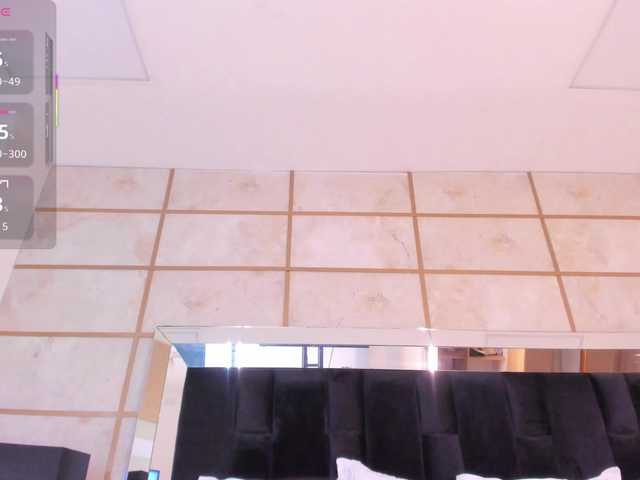 RoxyLior's BongaCams show and profile