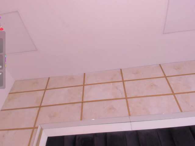 RoxyLior's BongaCams show and profile