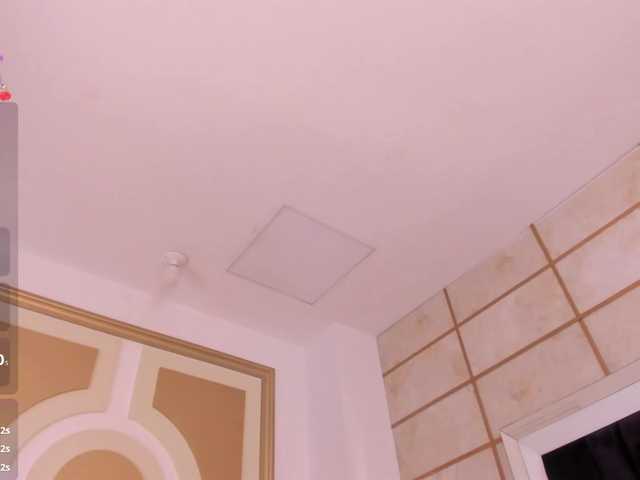 RoxyLior's BongaCams show and profile