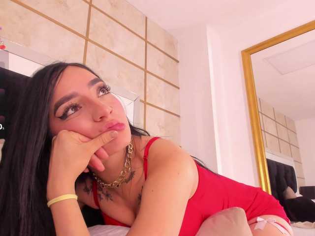 RoxyLior's BongaCams show and profile