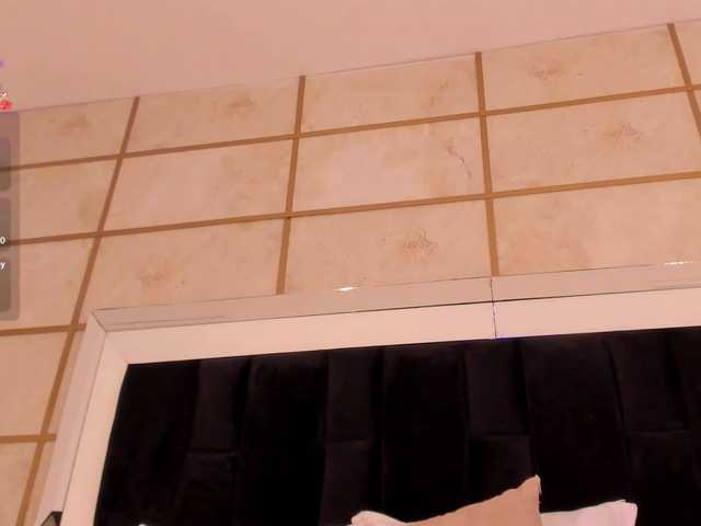 RoxyLior's BongaCams show and profile