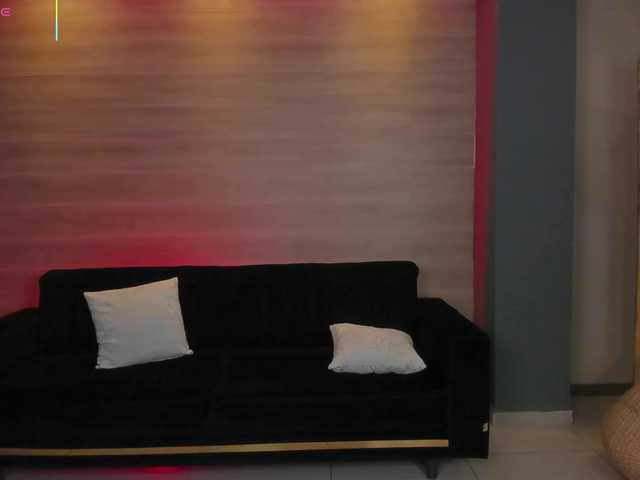 VeronicaBlue's BongaCams show and profile