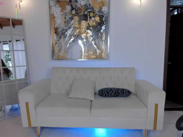 VeronicaBlue's BongaCams show and profile