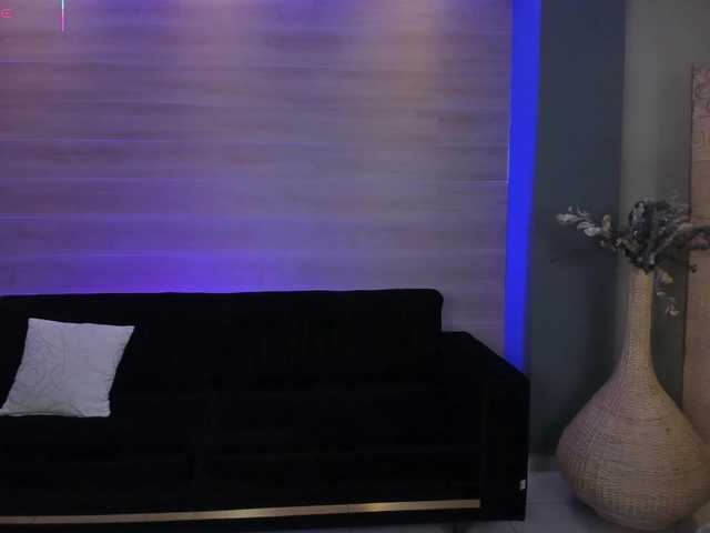 VeronicaBlue's BongaCams show and profile