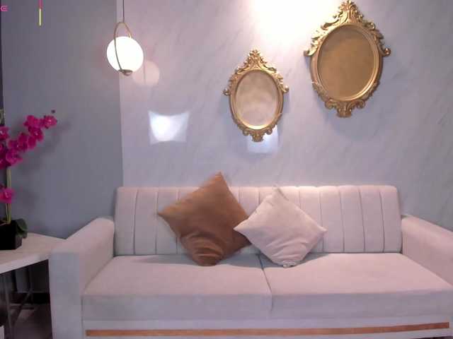 VeronicaBlue's BongaCams show and profile