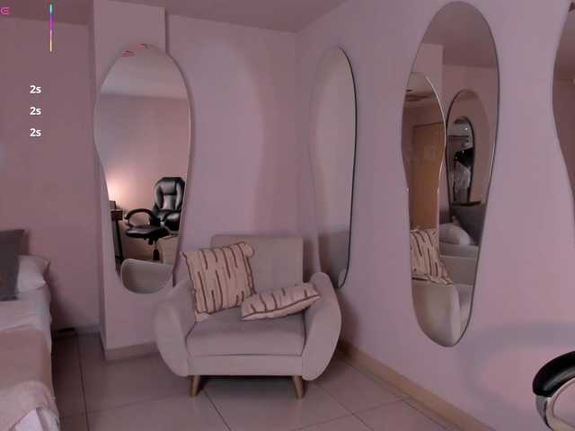 VeronicaBlue's BongaCams show and profile